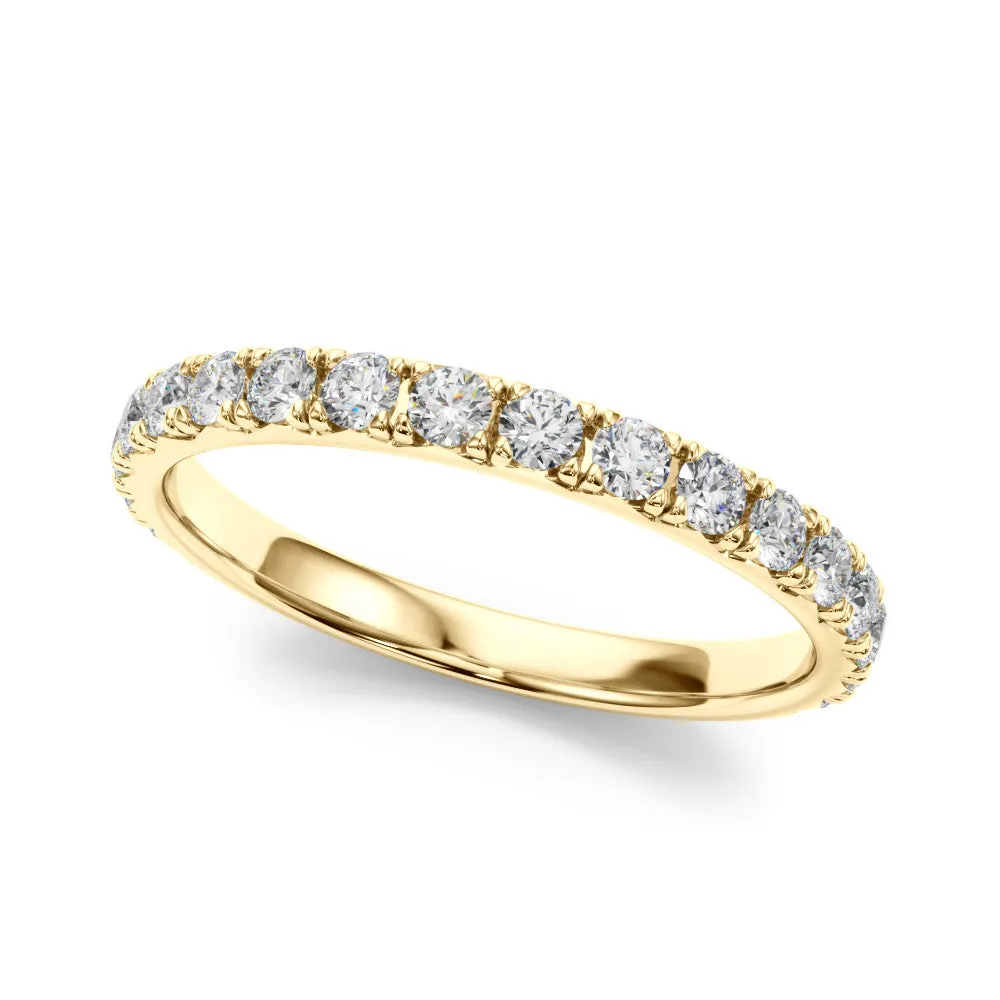 Round Cut Diamond Eternity Band with Shared Prong Setting Yellow gold