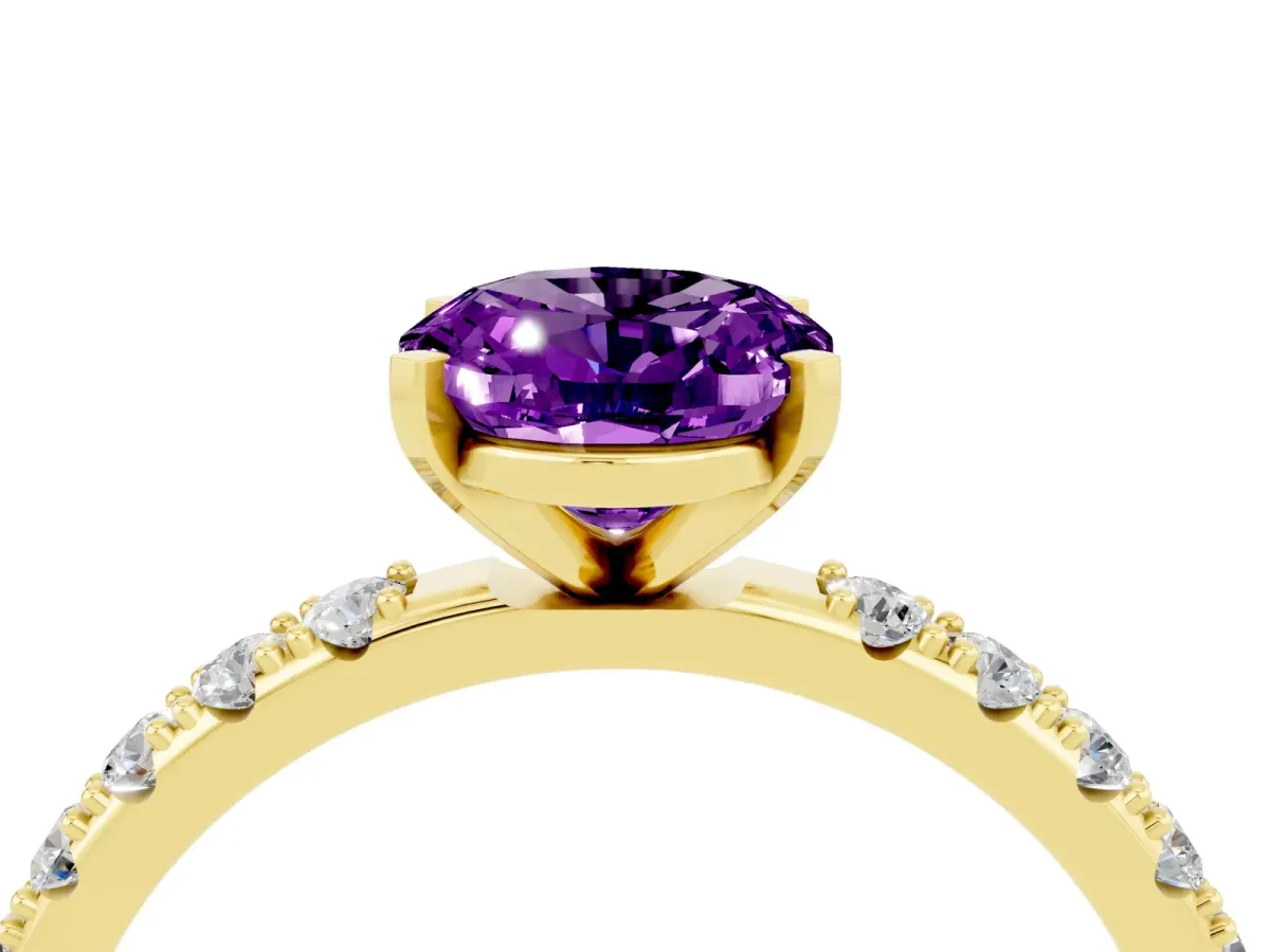Oval Cut Amethyst Solitaire Pavé Band with Four-Prong Setting Yellow gold
