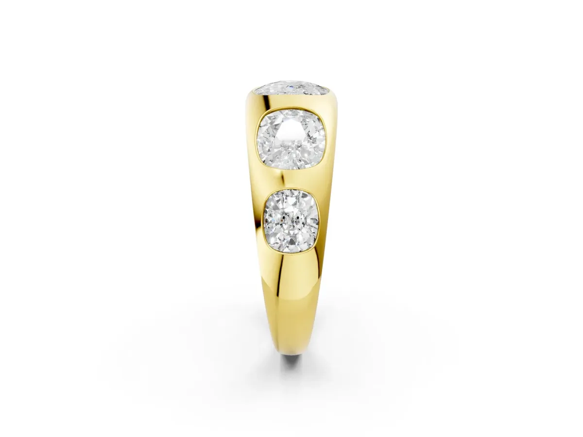 Graduated Cushion Diamond Five-Stone Mens Band Yellow gold
