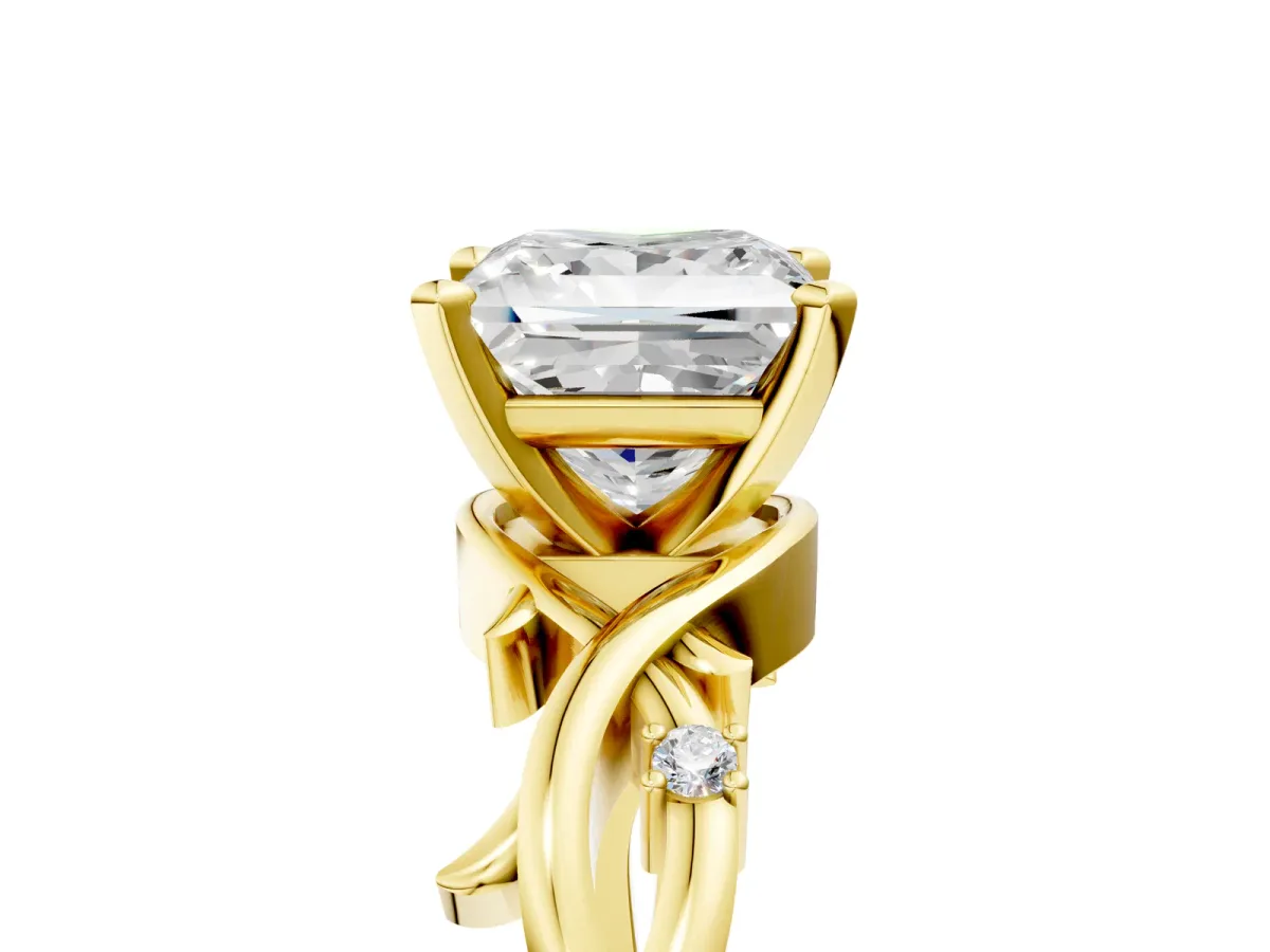 Princess Cut Diamond Solitaire Ring with Twisted Band and Prong Setting Yellow gold