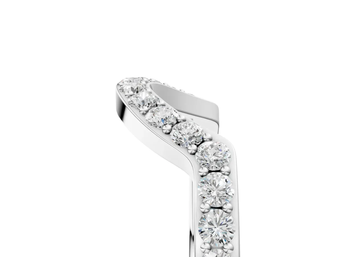 Round Diamond Pavé Set Curved Band with U-Prong Setting Platinum
