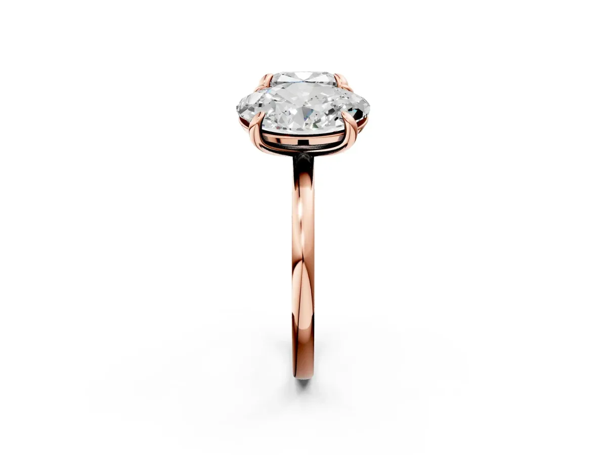Oval and Cushion Toi Moi Ring with Prong Setting and Plain Band Rose gold