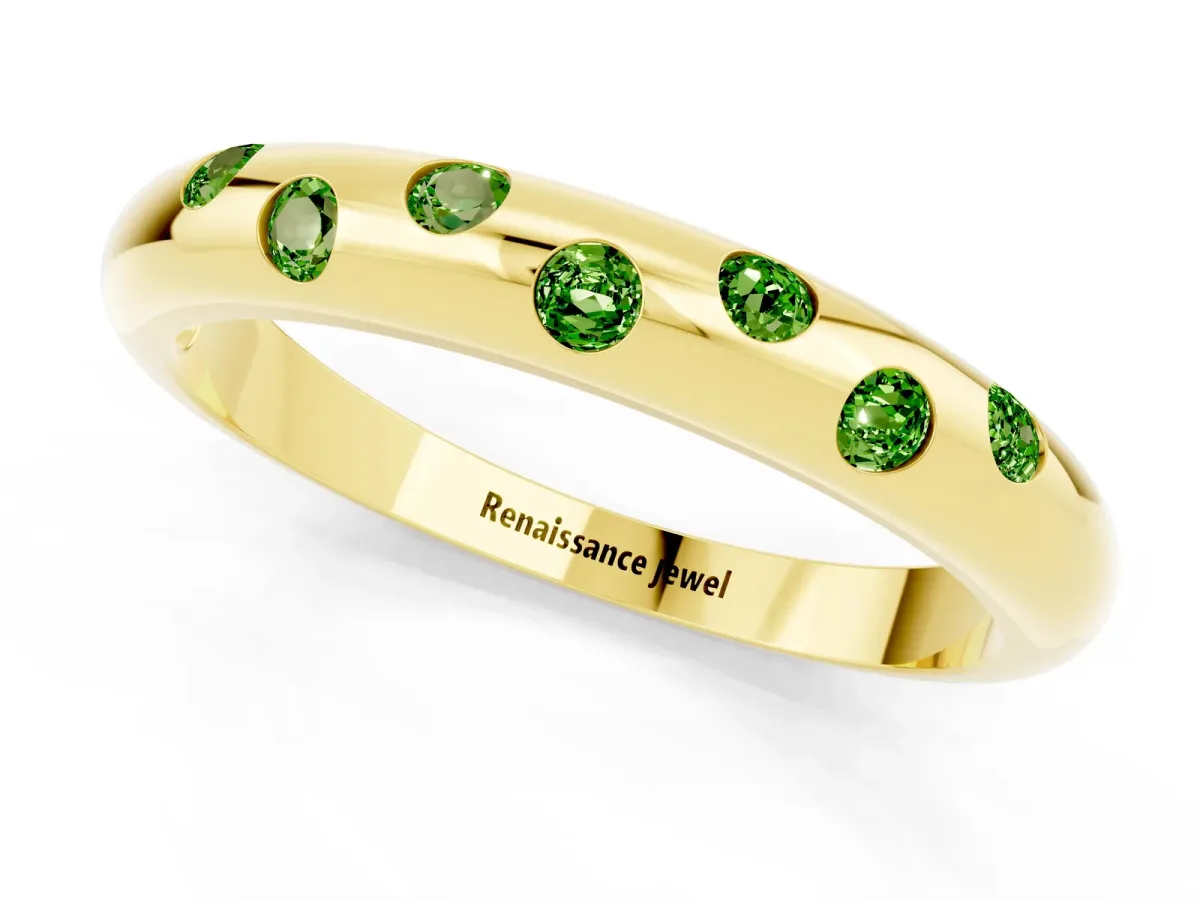 Round Peridot Flush-Set Comfort Fit Band Yellow gold
