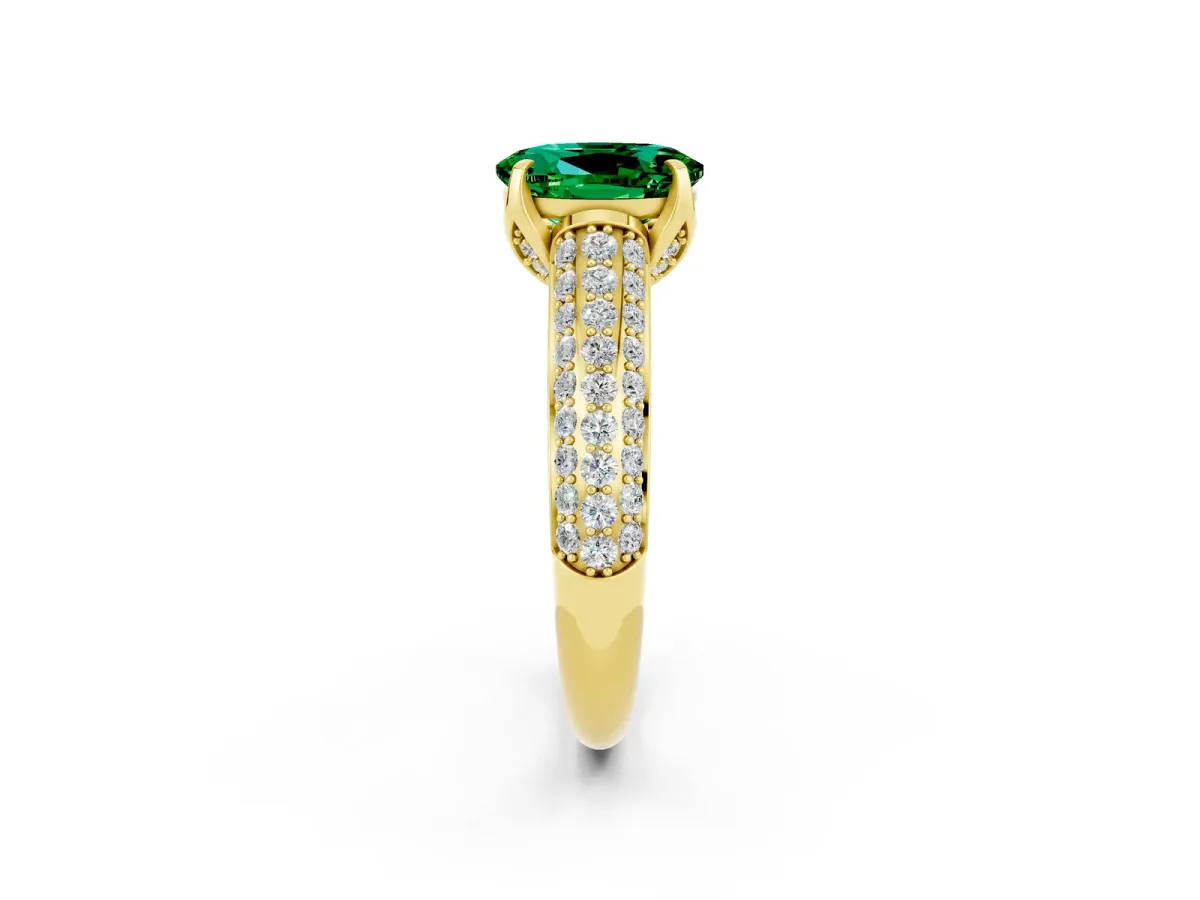 Oval Cut Emerald Solitaire Ring with Three-Row Pavé Band and Four-Prong Setting Yellow gold