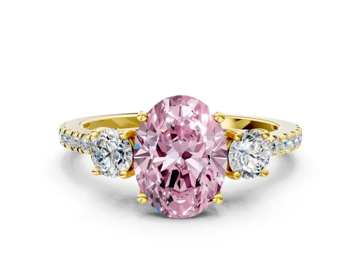 Fancy Pink Three-Stone Oval Cut Cut Diamond Pavé Band with Prong Setting Yellow gold