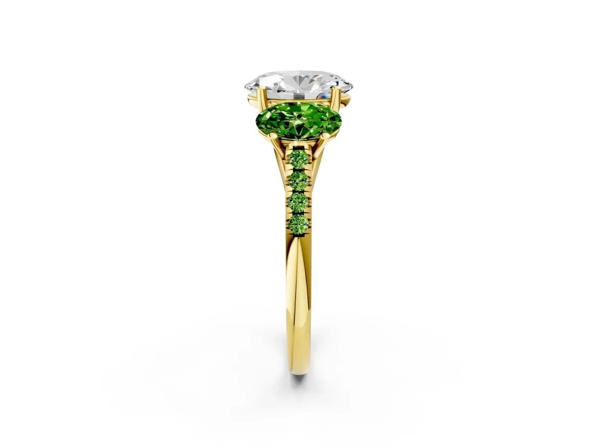 Three-Stone Oval Cut Diamond Ring with Round Peridot Pavé Band and Prong Setting Yellow gold