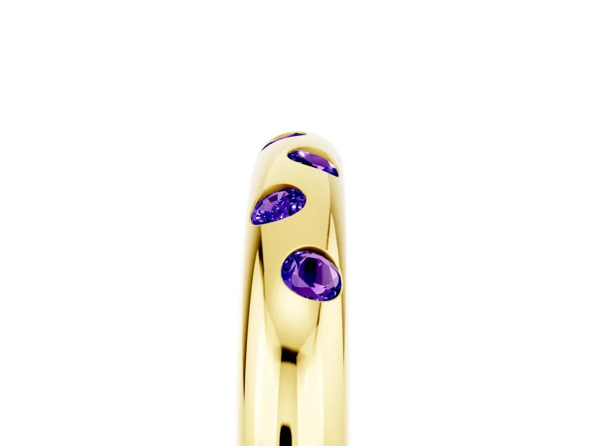 Round Tanzanite Flush-Set Comfort Fit Band Yellow gold
