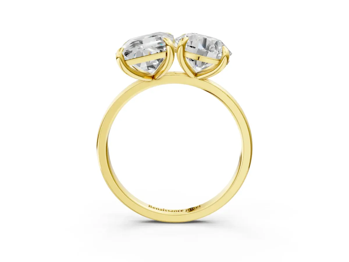 Round and Emerald Toi Moi Ring with Prong Setting and Plain Band Yellow gold