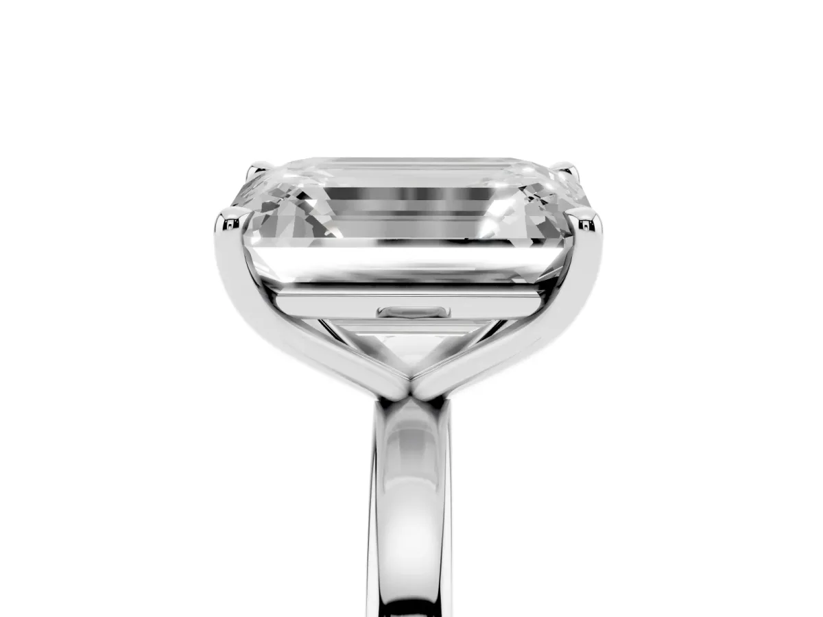 Emerald Cut and Emerald Cut Toi Moi Ring with Prong Setting Platinum