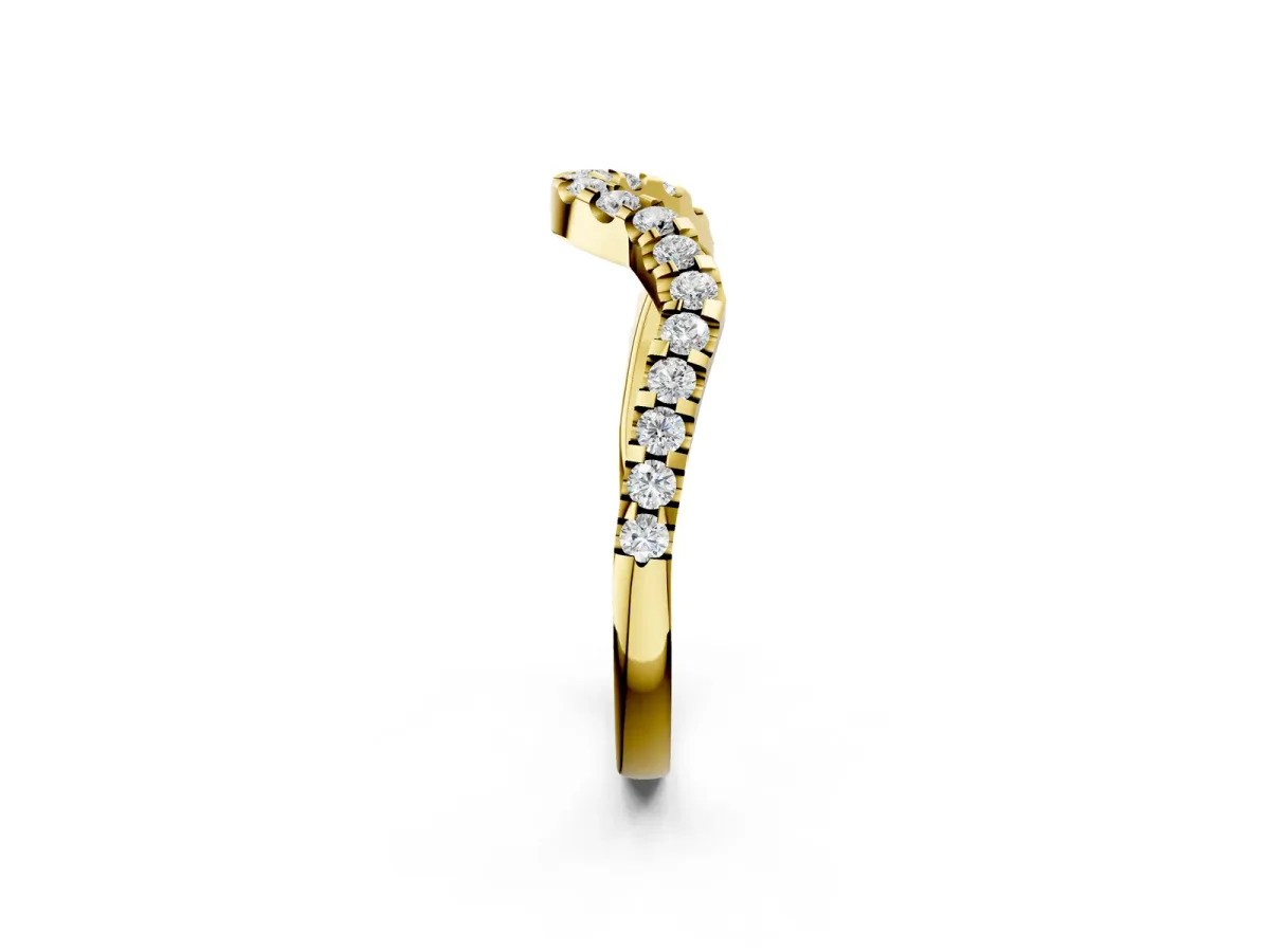 Round Diamond Pavé Chevron Wedding Band with Prong Setting Yellow gold