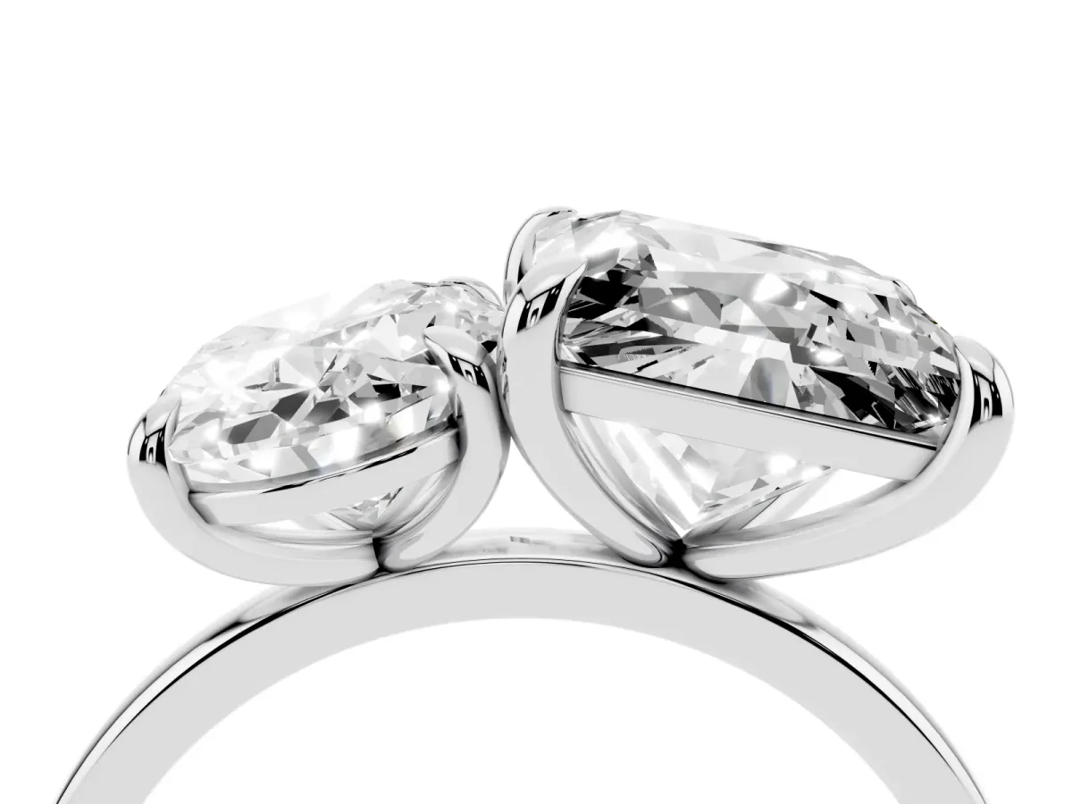 Oval and Princess Toi Moi Ring with Prong Setting and Plain Band Platinum