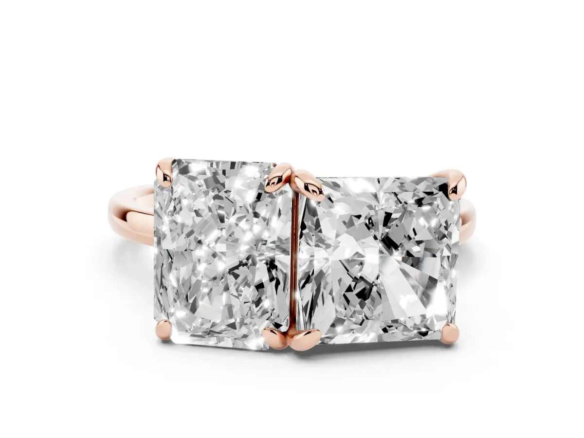 Radiant and Princess Toi Moi Ring with Prong Setting and Plain Band Rose gold