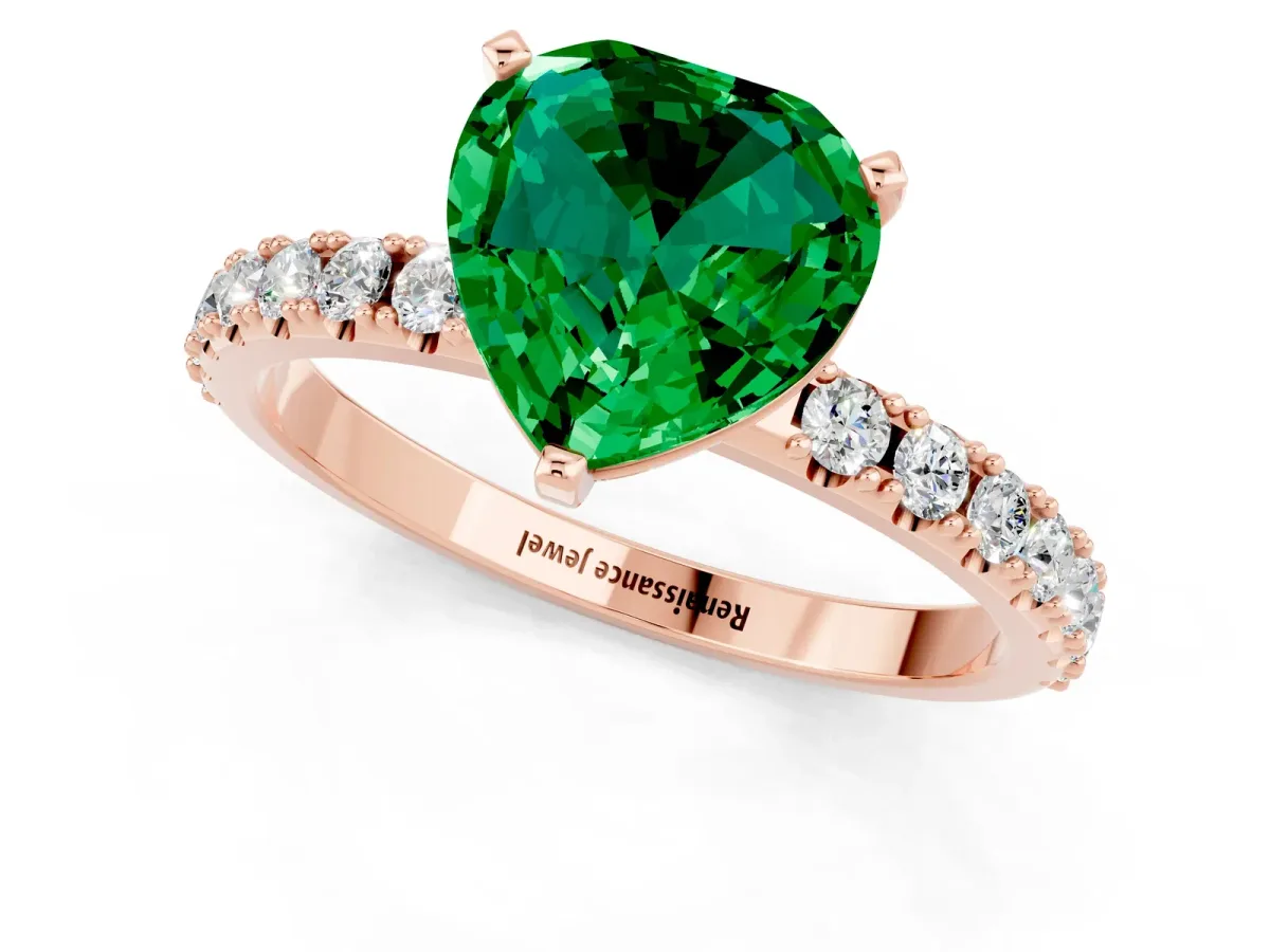 Heart Cut Emerald Solitaire Pavé Band with Four-Prong Setting Rose gold
