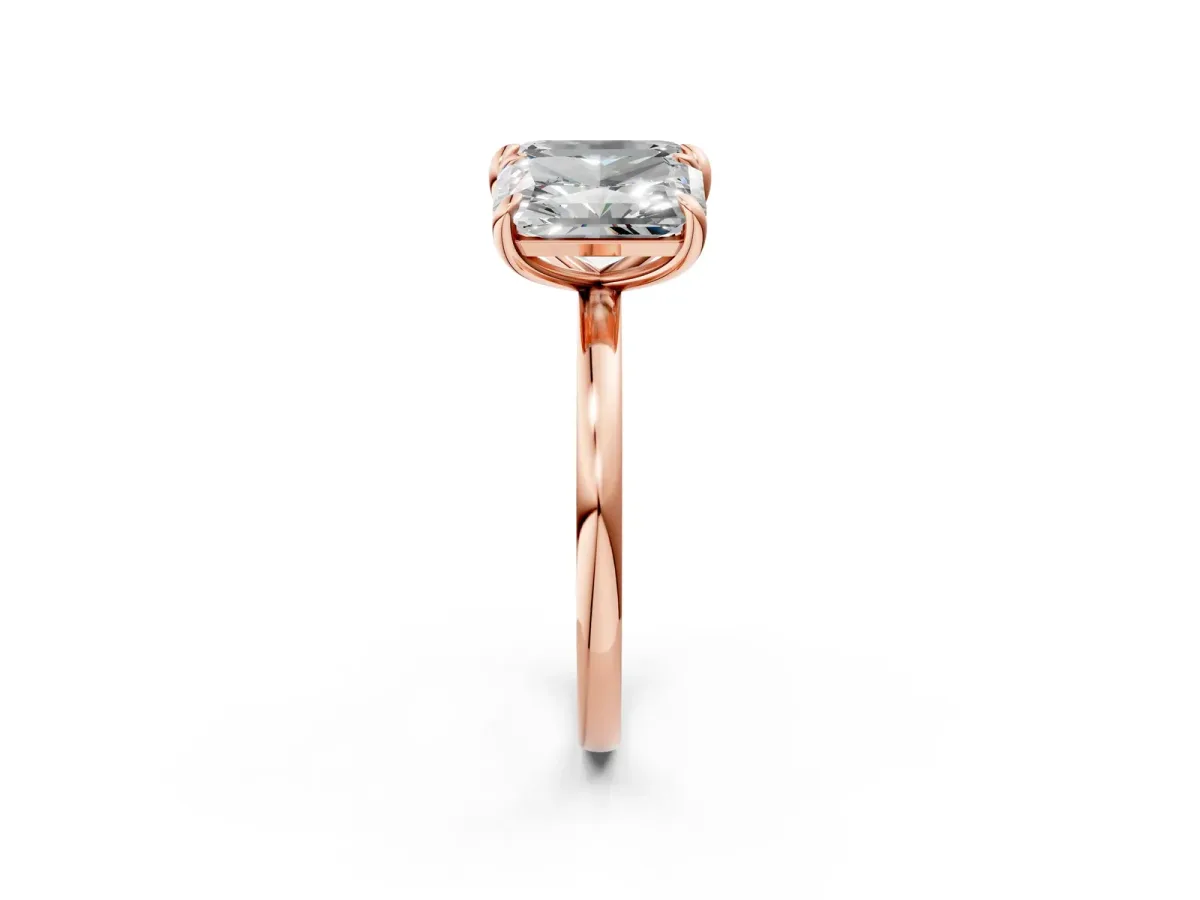 Emerald and Radiant Toi Moi Ring with Prong Setting and Plain Band Rose gold