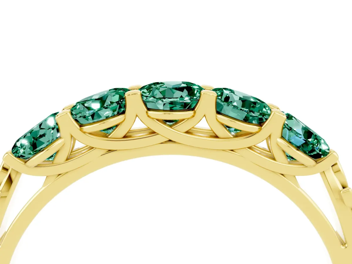 Five-Stone Round Green Sapphire Prong-Set Band Yellow gold