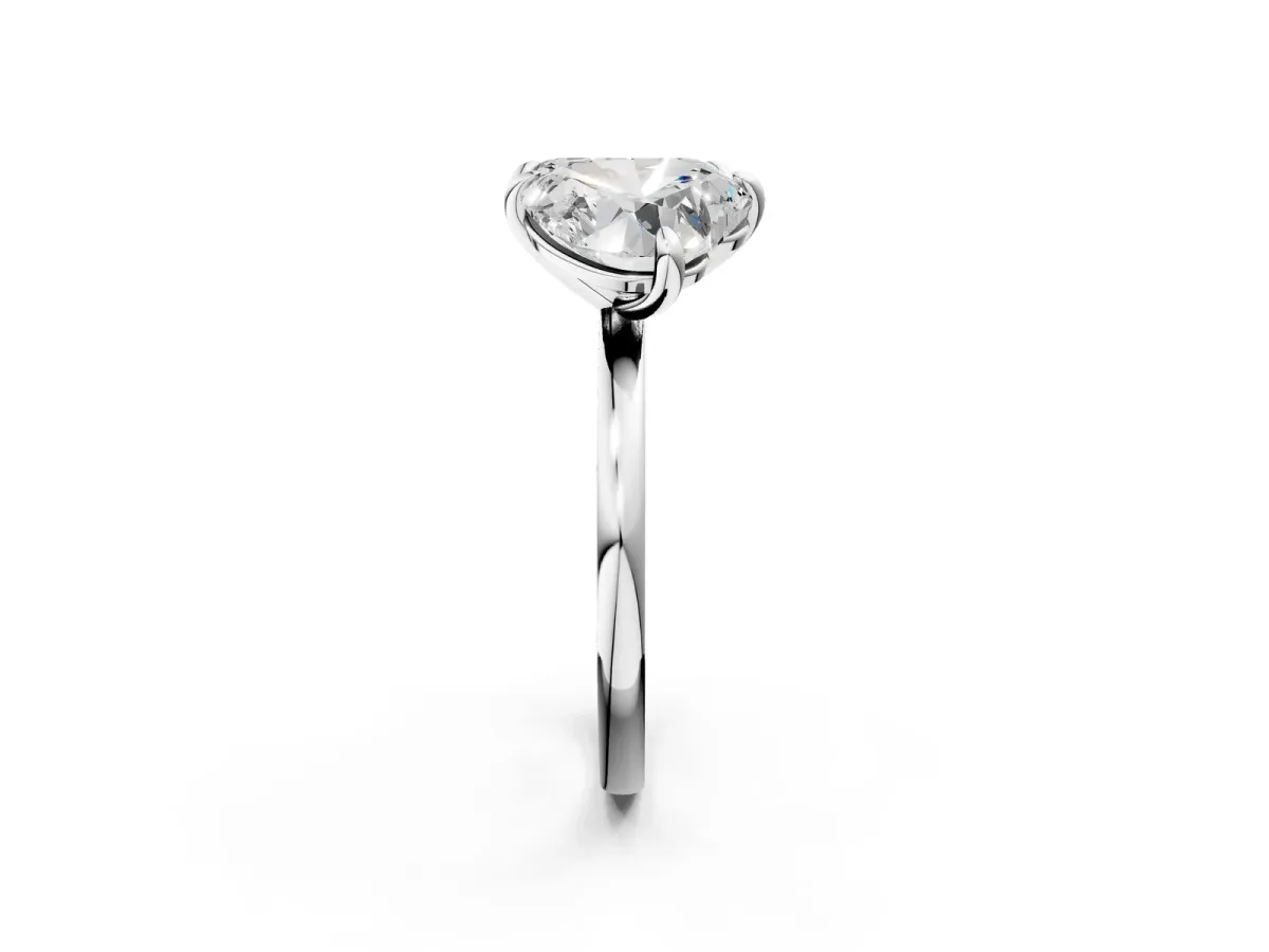 Emerald and Heart Toi Moi Ring with Prong Setting and Plain Band Silver