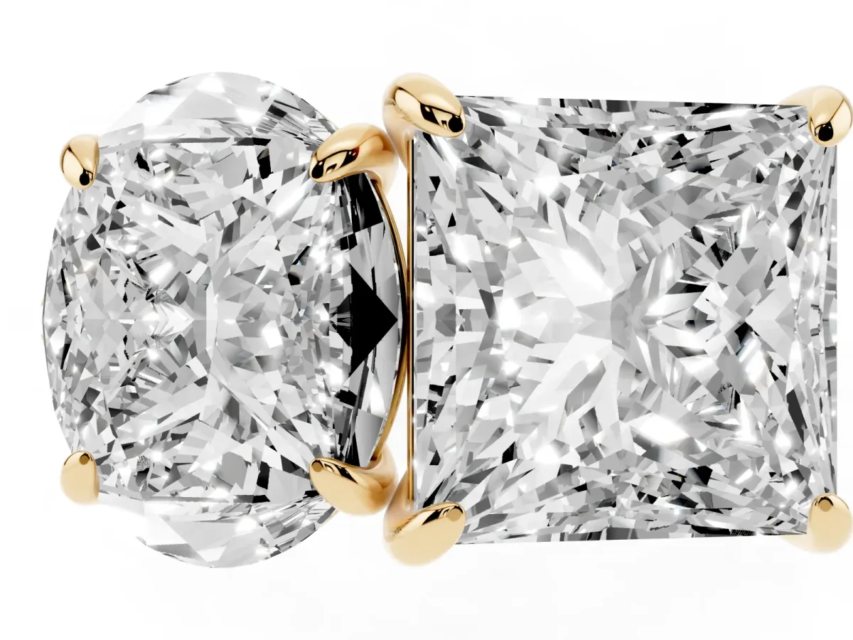 Oval and Princess Toi Moi Ring with Prong Setting and Micro Pave Band Yellow gold