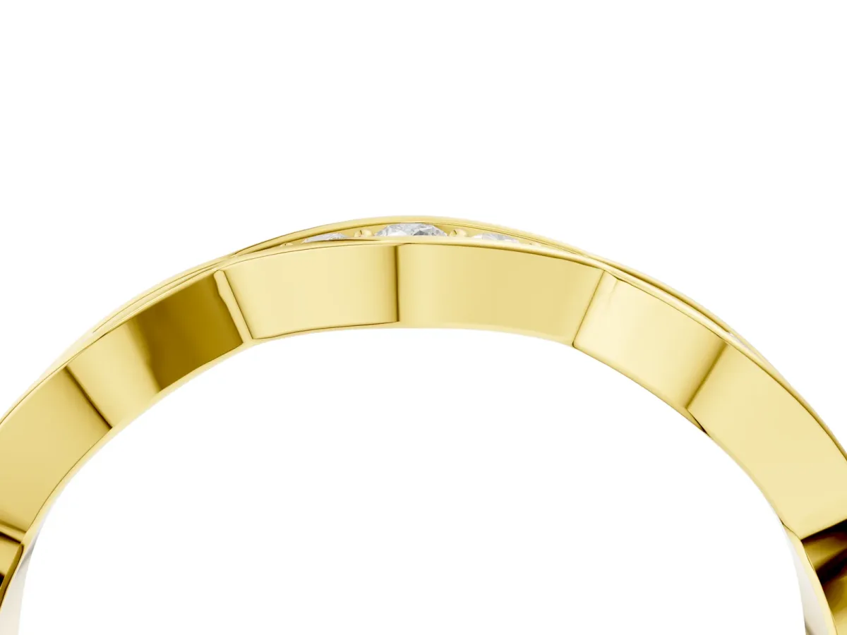 Round Diamond Scalloped Pavé Eternity Band Yellow gold