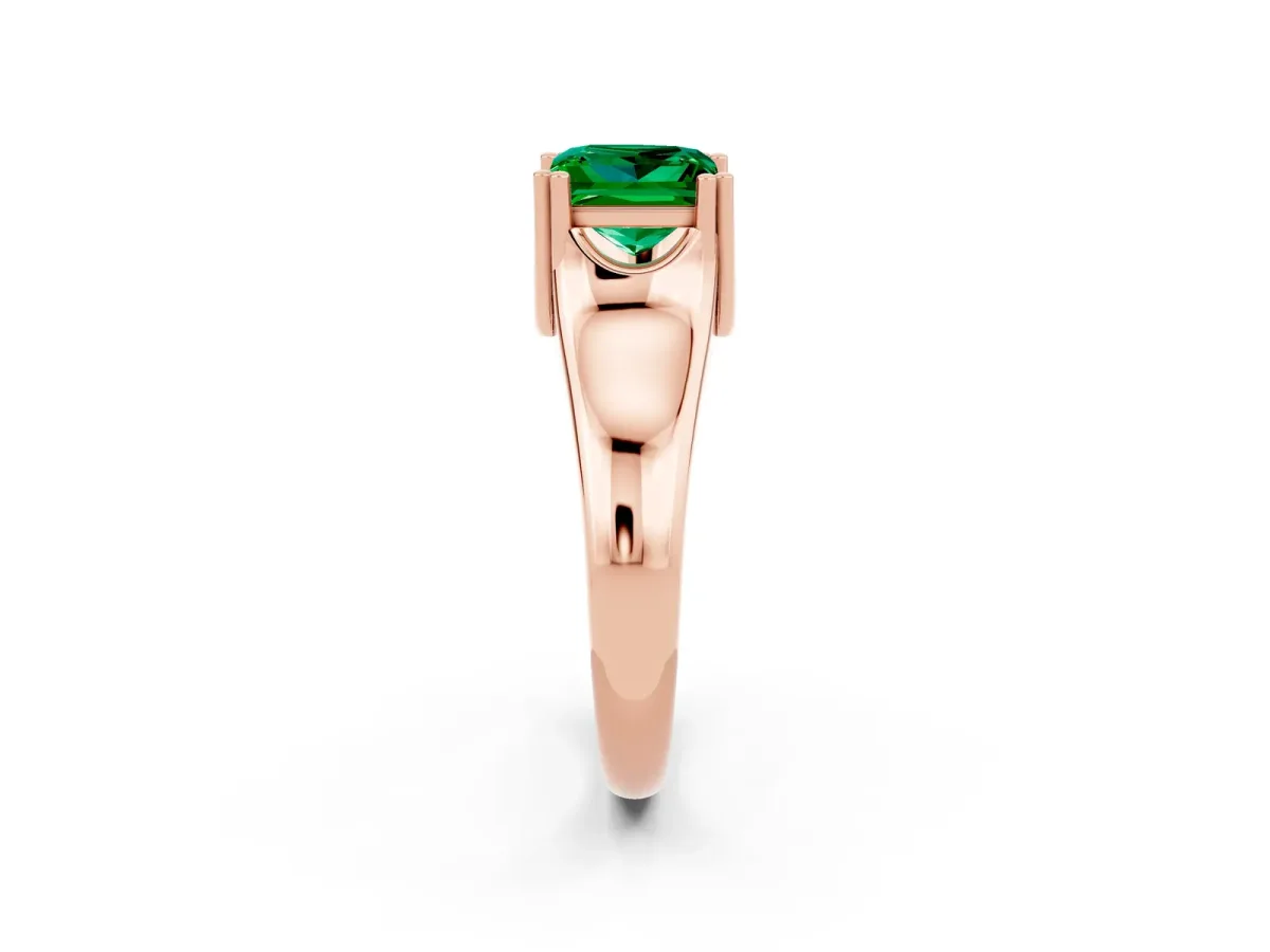 Princess Cut Emerald Solitaire Ring with Wide Band and Prong Setting Rose gold