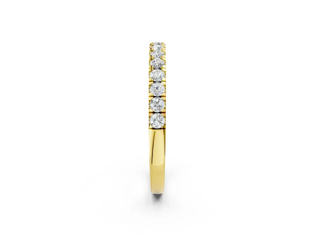 Round Diamond Eternity Band with Prong Setting Yellow gold