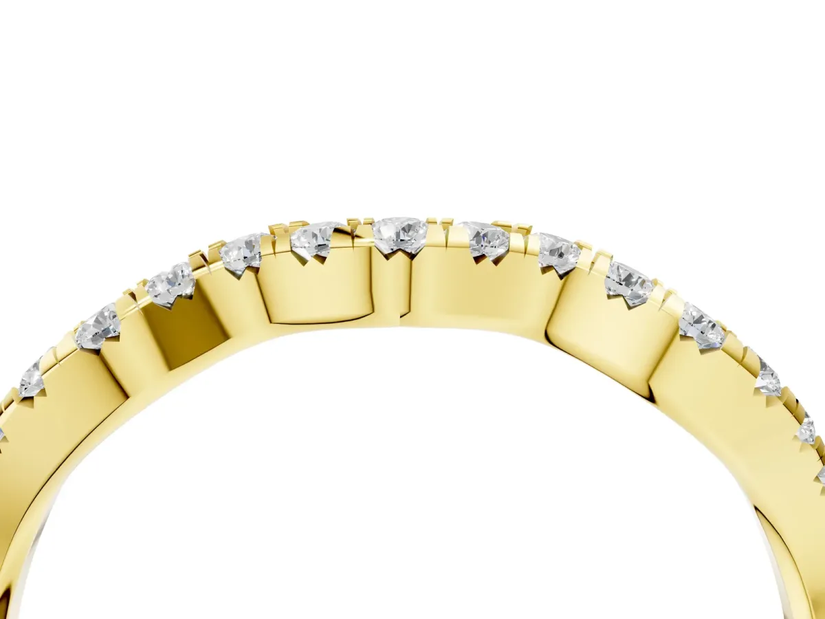 Round Diamond Scalloped Pavé Wedding Band with Shared Prong Setting Yellow gold
