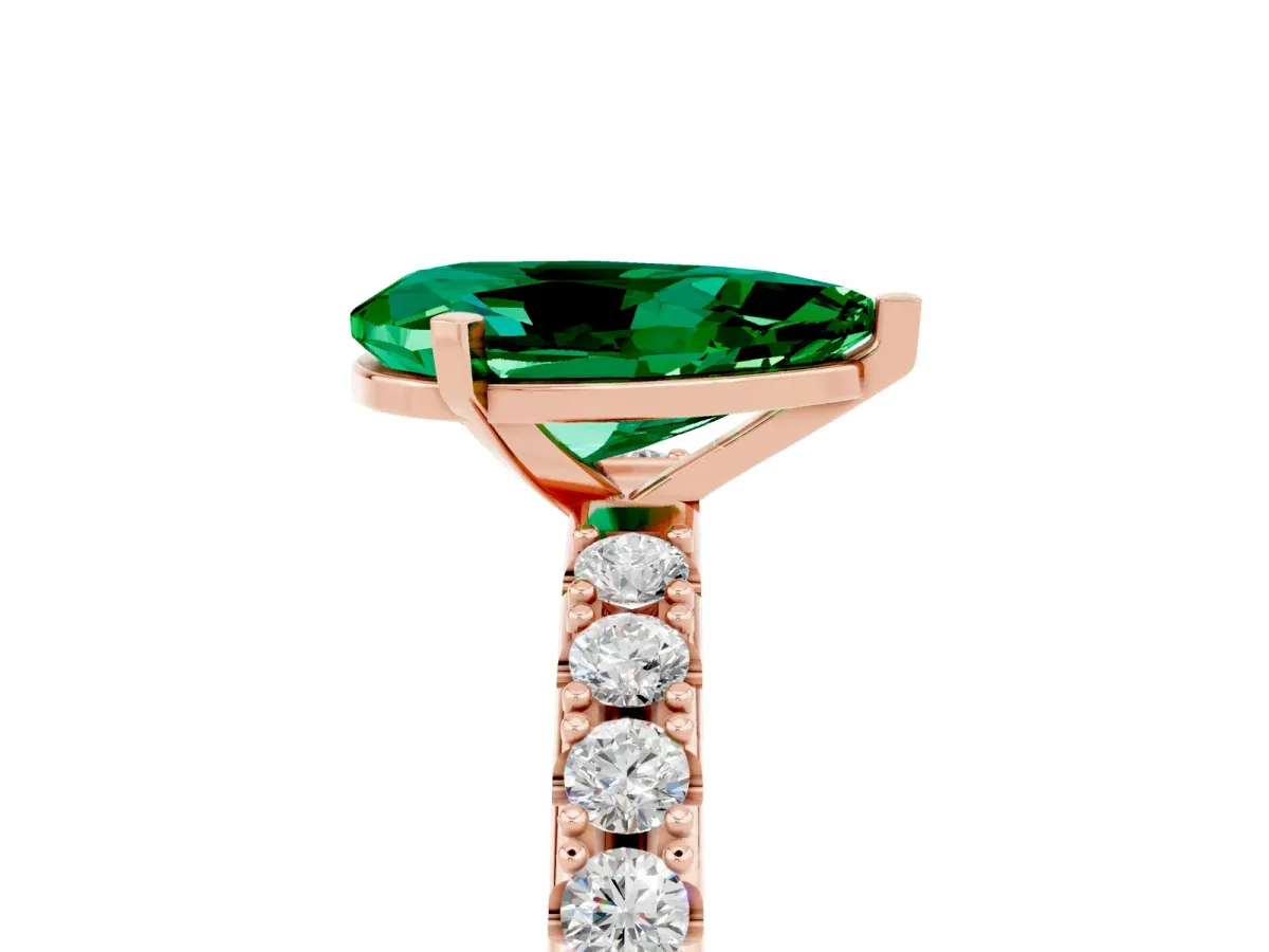 Pear Cut Emerald Solitaire Pavé Band with Four-Prong Setting Rose gold