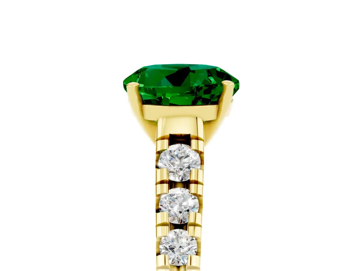 Round Cut Emerald Cathedral Solitaire Ring with Round Pavé Band Yellow gold