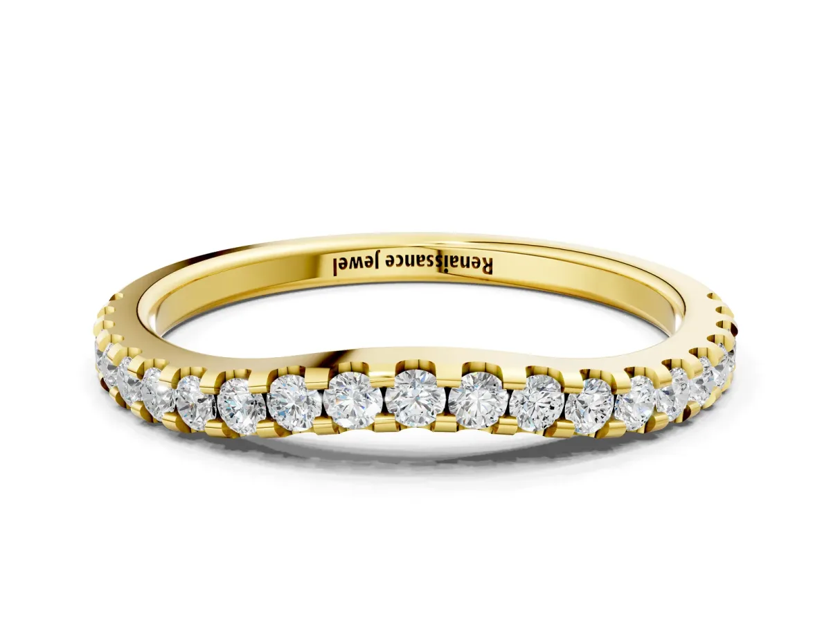Round Diamond Pavé Curved Wedding Band Yellow gold