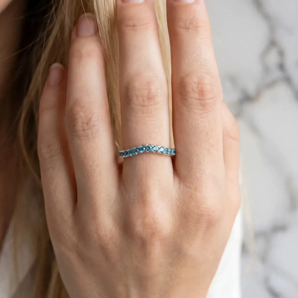 Round Blue Topaz Pavé Curved Wedding Band White gold
