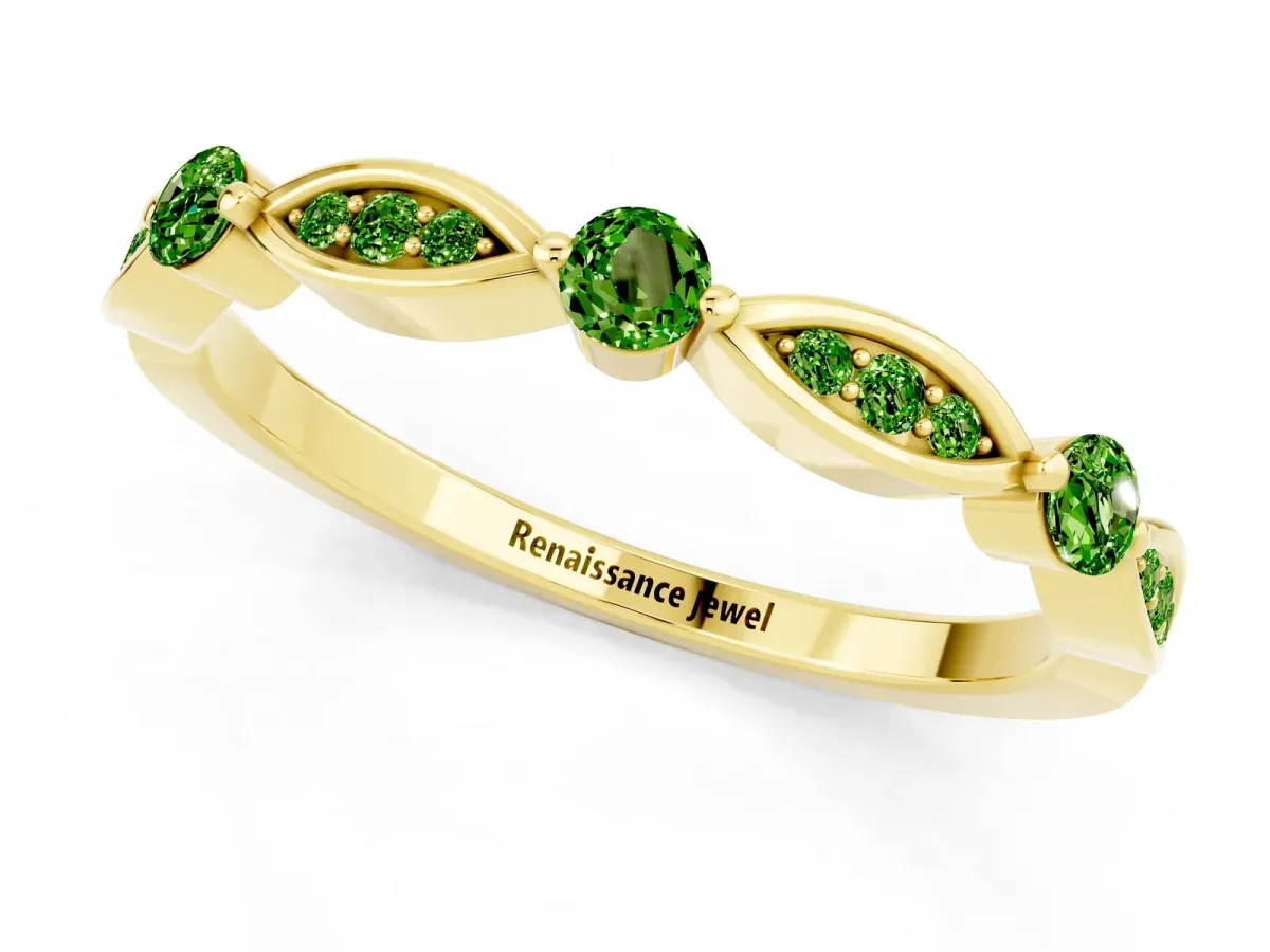 Marquise and Round Peridot Milgrain Band with Bezel Setting Yellow gold