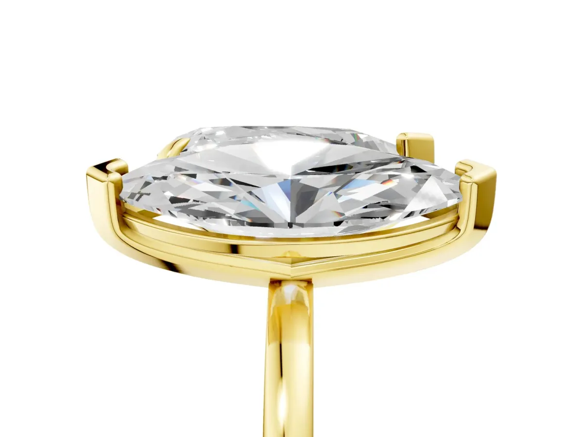 Pear and Radiant Toi Moi Ring with Prong Setting and Plain Band Yellow gold