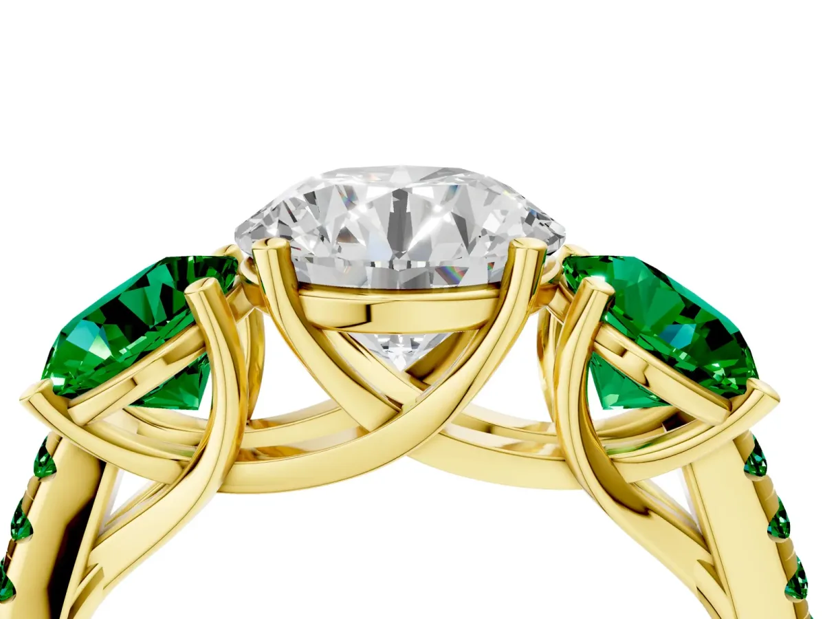 Three-Stone Round Cut Diamond Ring with Round Emerald Pavé Band and Prong Setting Yellow gold