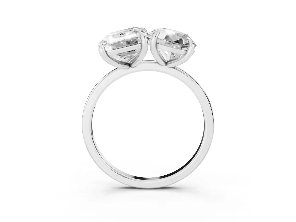 Round and Emerald Toi Moi Ring with Prong Setting and Plain Band Silver