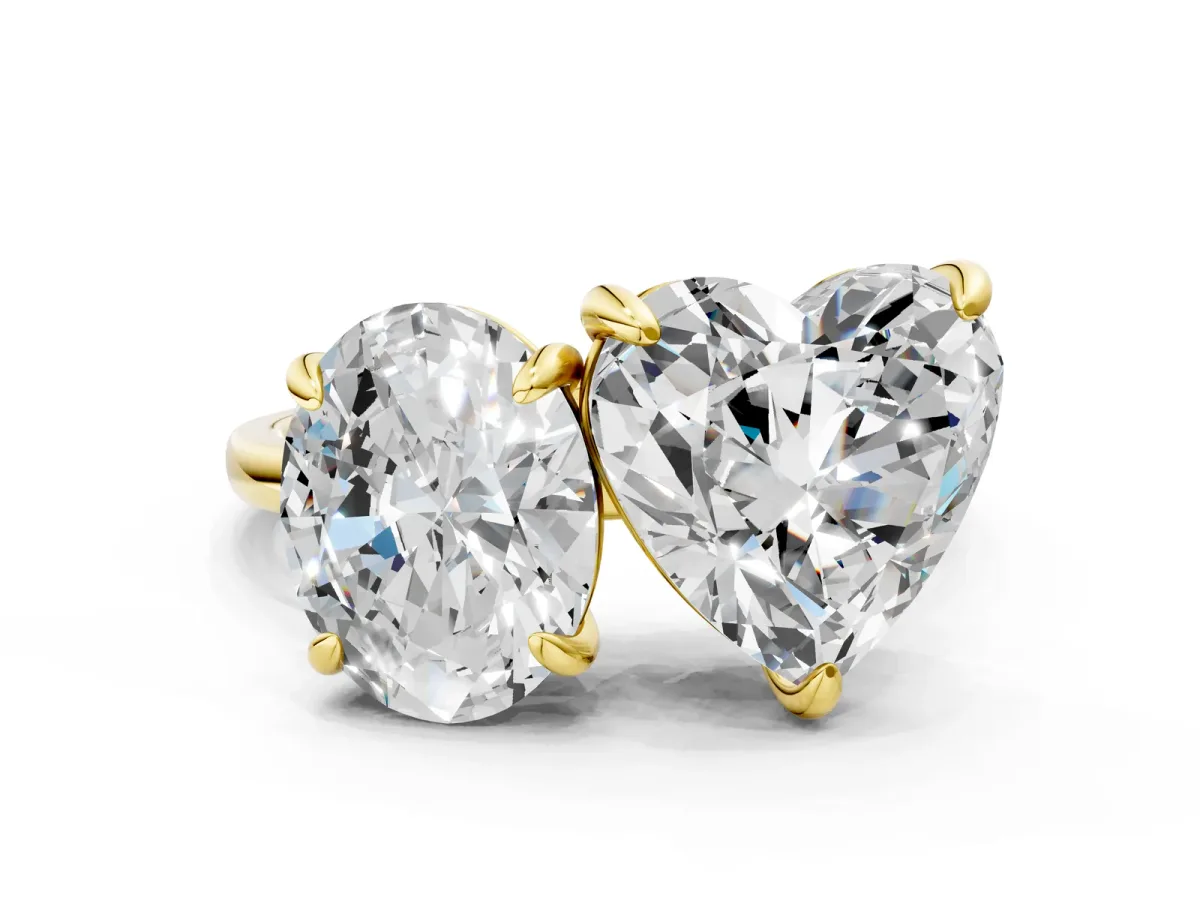 Oval and Heart Toi Moi Ring with Prong Setting and Plain Band Yellow gold