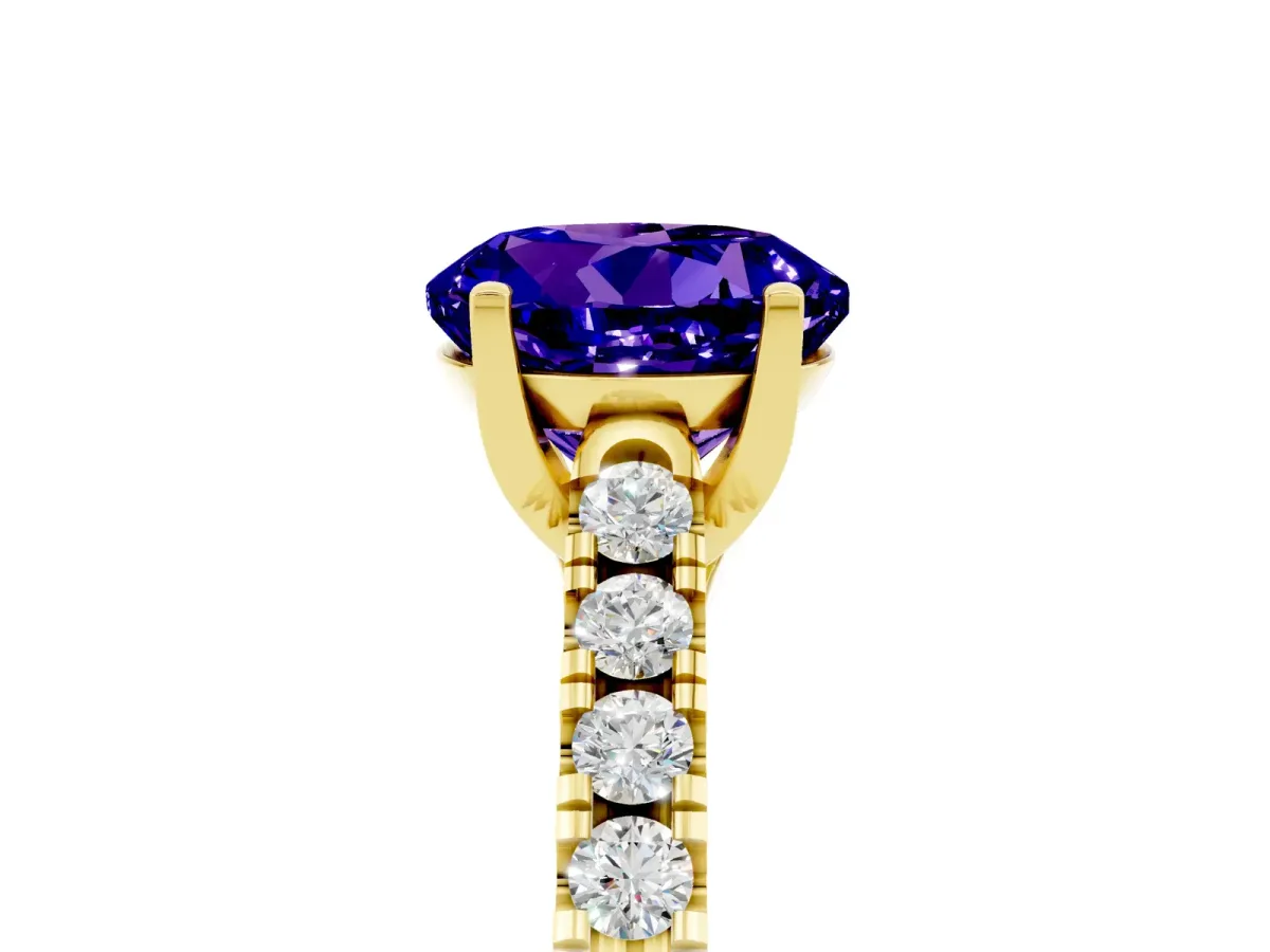 Round Cut Tanzanite Pavé Band Solitaire Ring with Prong Setting Yellow gold