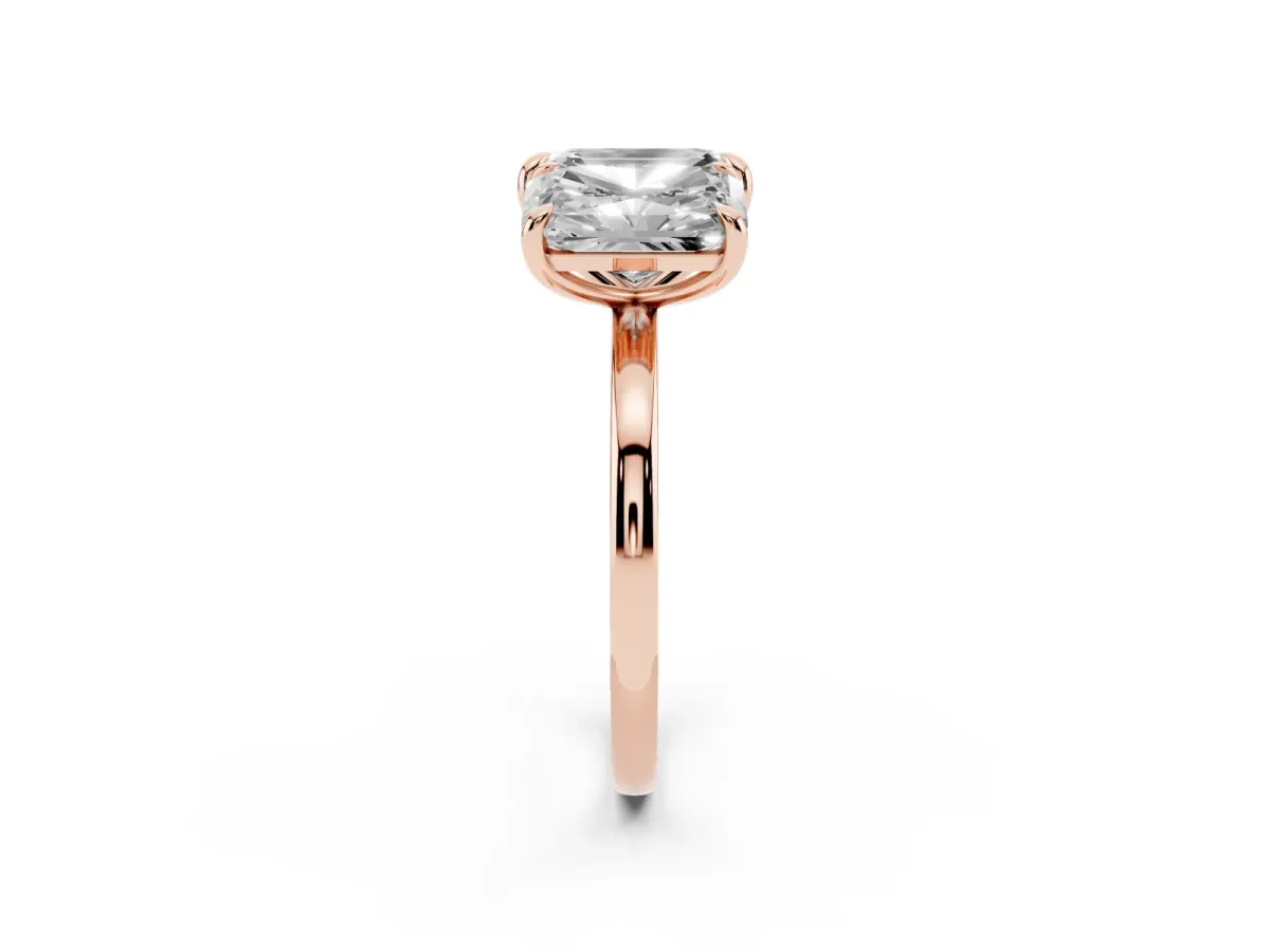 Emerald and Radiant Toi Moi Ring with Prong Setting and Plain Band Rose gold