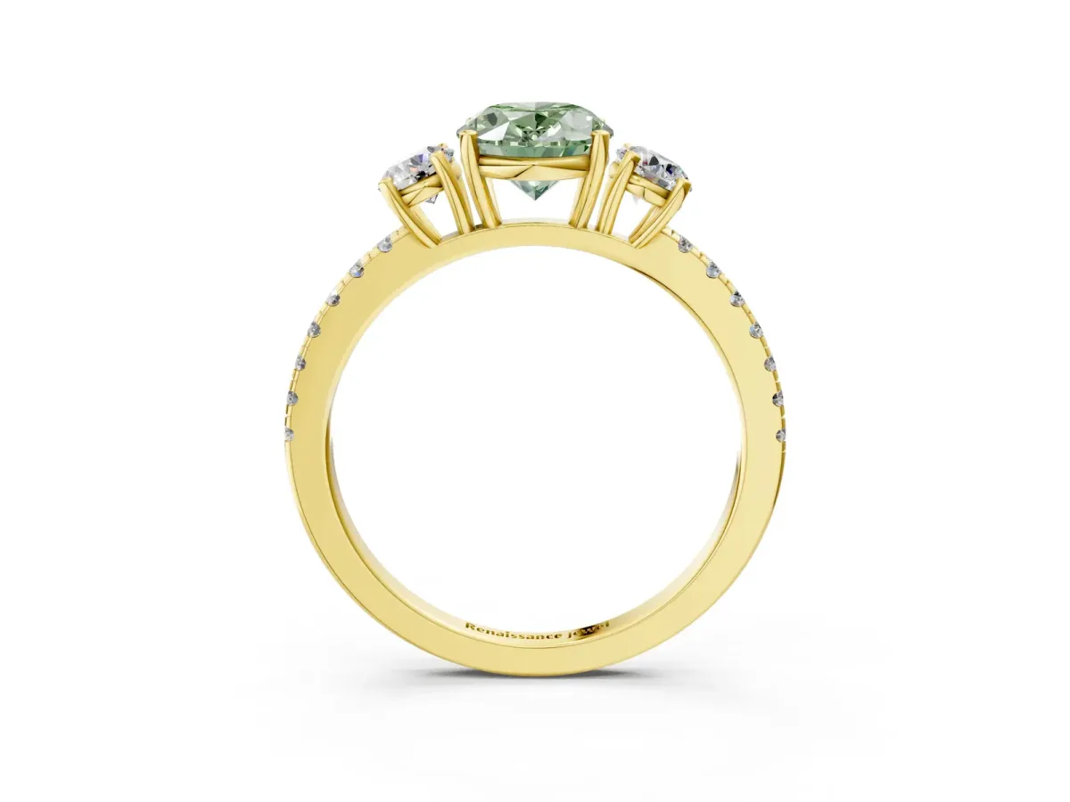 Fancy Green Three-Stone Oval Cut Cut Diamond Pavé Band with Prong Setting Yellow gold