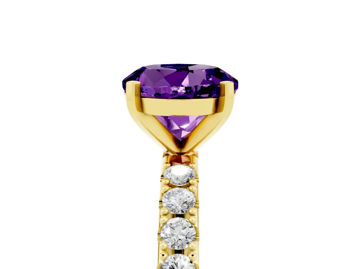 Round Cut Amethyst Solitaire Pavé Band with Four-Prong Setting Yellow gold