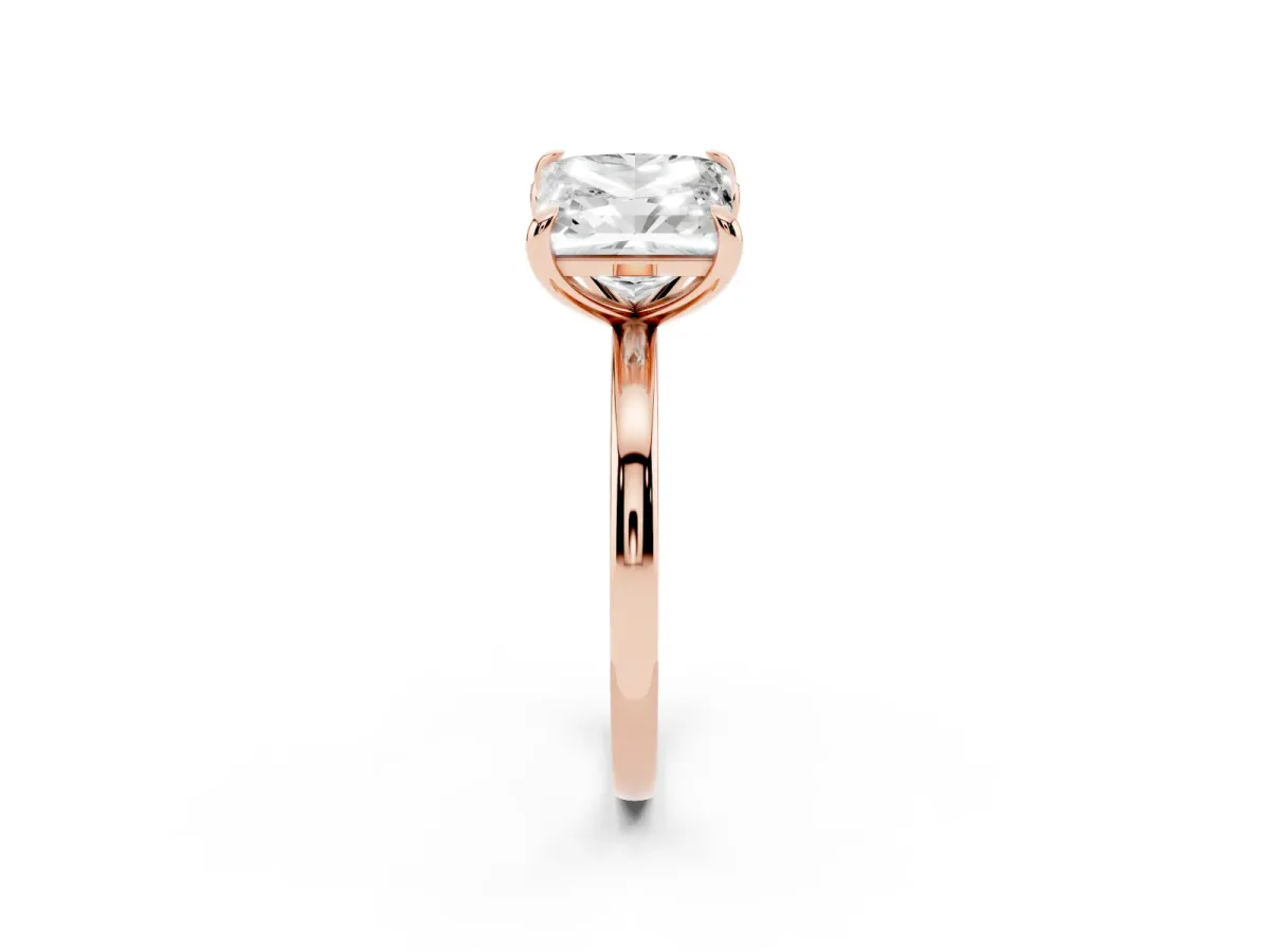 Radiant and Princess Toi Moi Ring with Prong Setting and Plain Band Rose gold