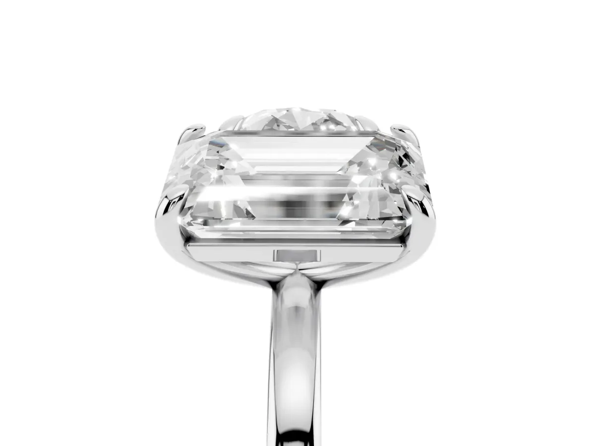 Round and Radiant Toi Moi Ring with Prong Setting and Plain Band Platinum