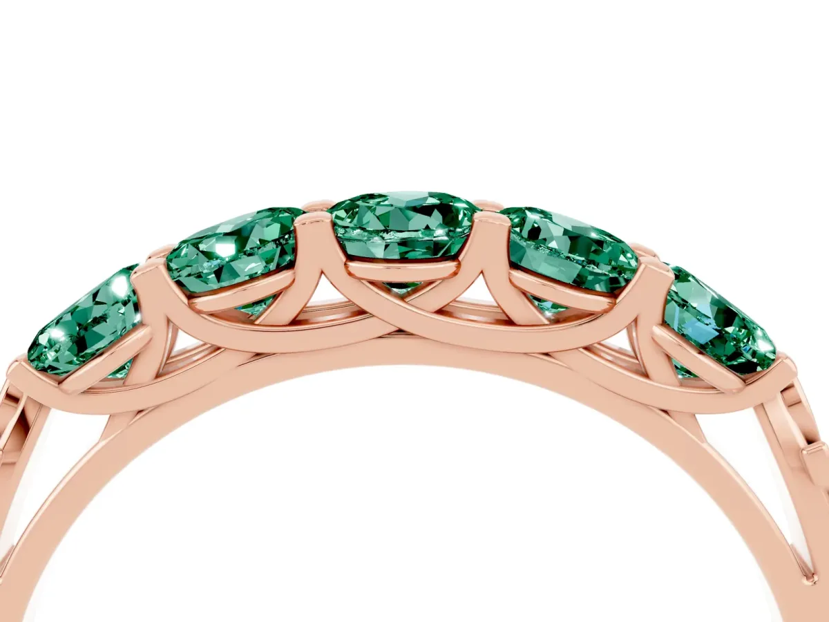 Five-Stone Round Green Sapphire Prong-Set Band Rose gold