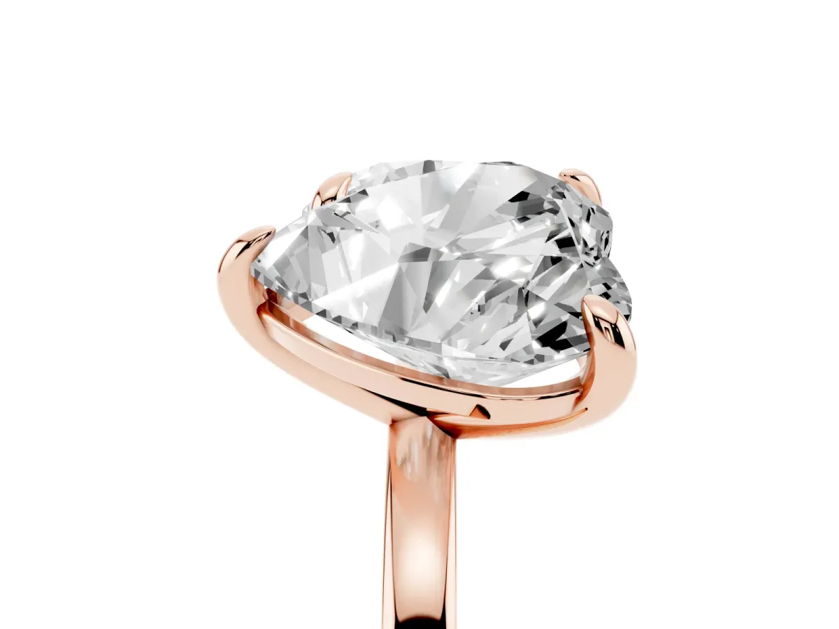 Round and Heart Toi Moi Ring with Prong Setting and Plain Band Rose gold