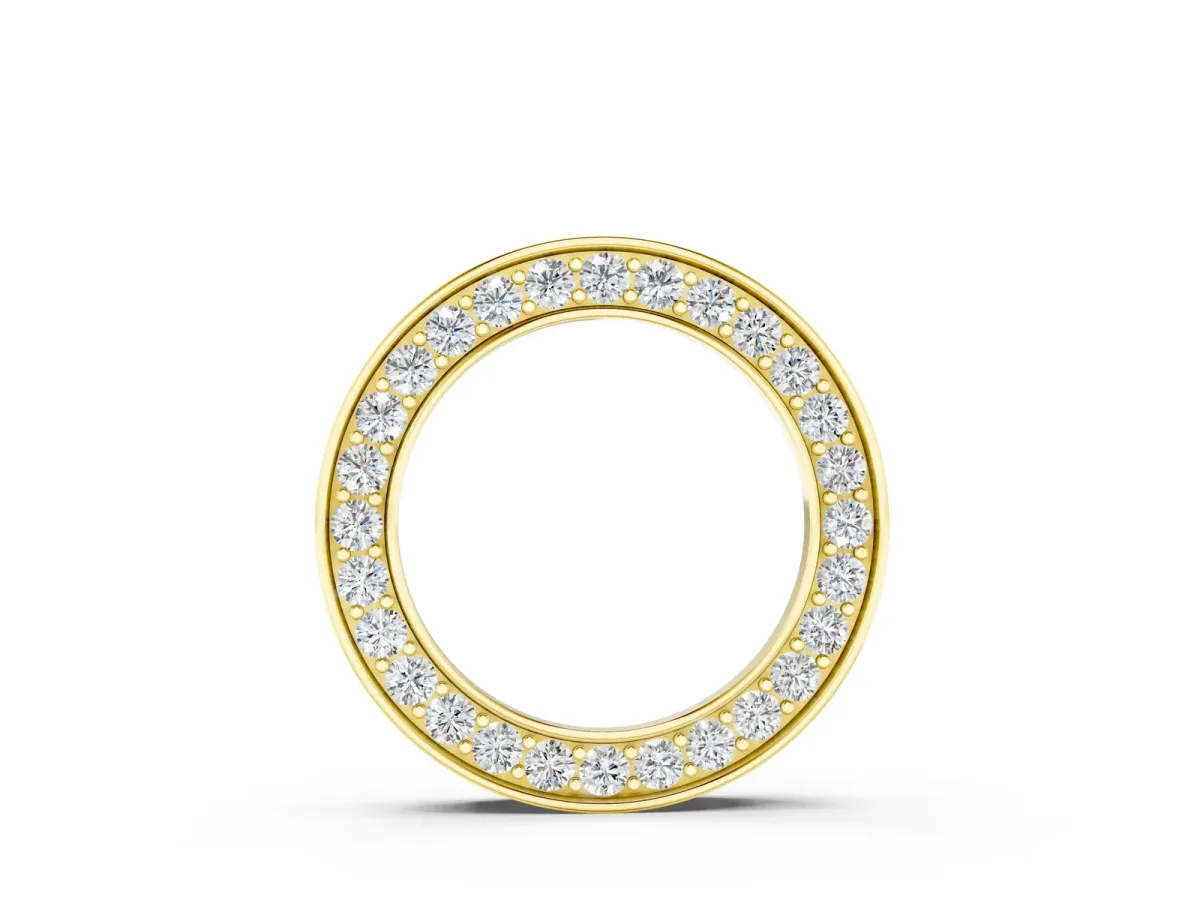 Round Diamond Pavé Circle Pendant Yellow gold