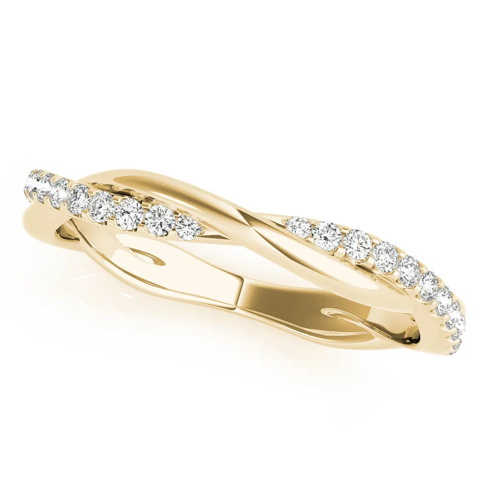 Pavé Round Diamond Twist Band with Shared Prong Setting Yellow gold
