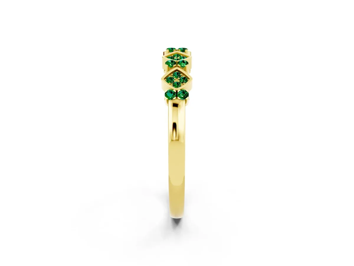 Pavé Cushion Emerald Cluster Eternity Band with Prong Setting Yellow gold