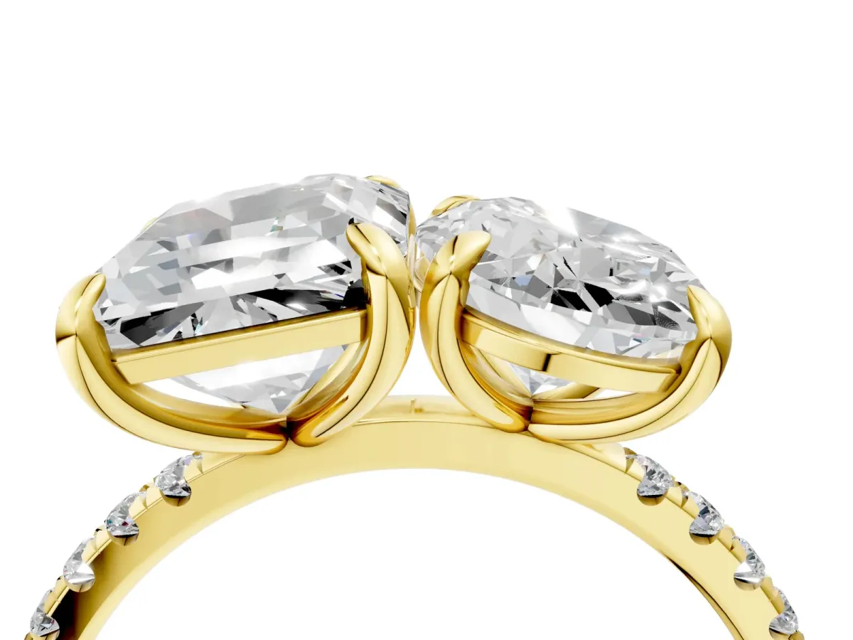 Oval and Emerald Toi Moi Ring with Prong Setting and Micro Pave Band Yellow gold