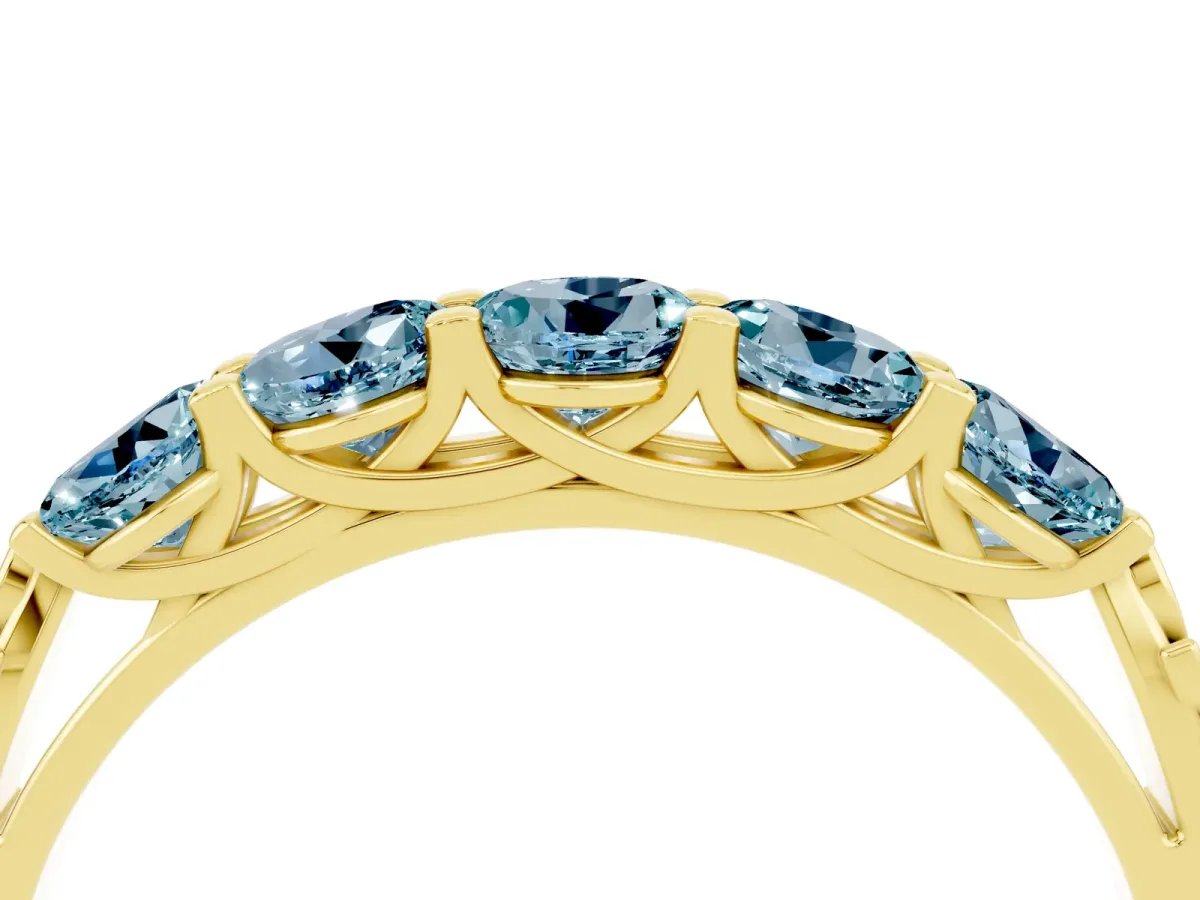 Five-Stone Round Aquamarine Prong-Set Band Yellow gold