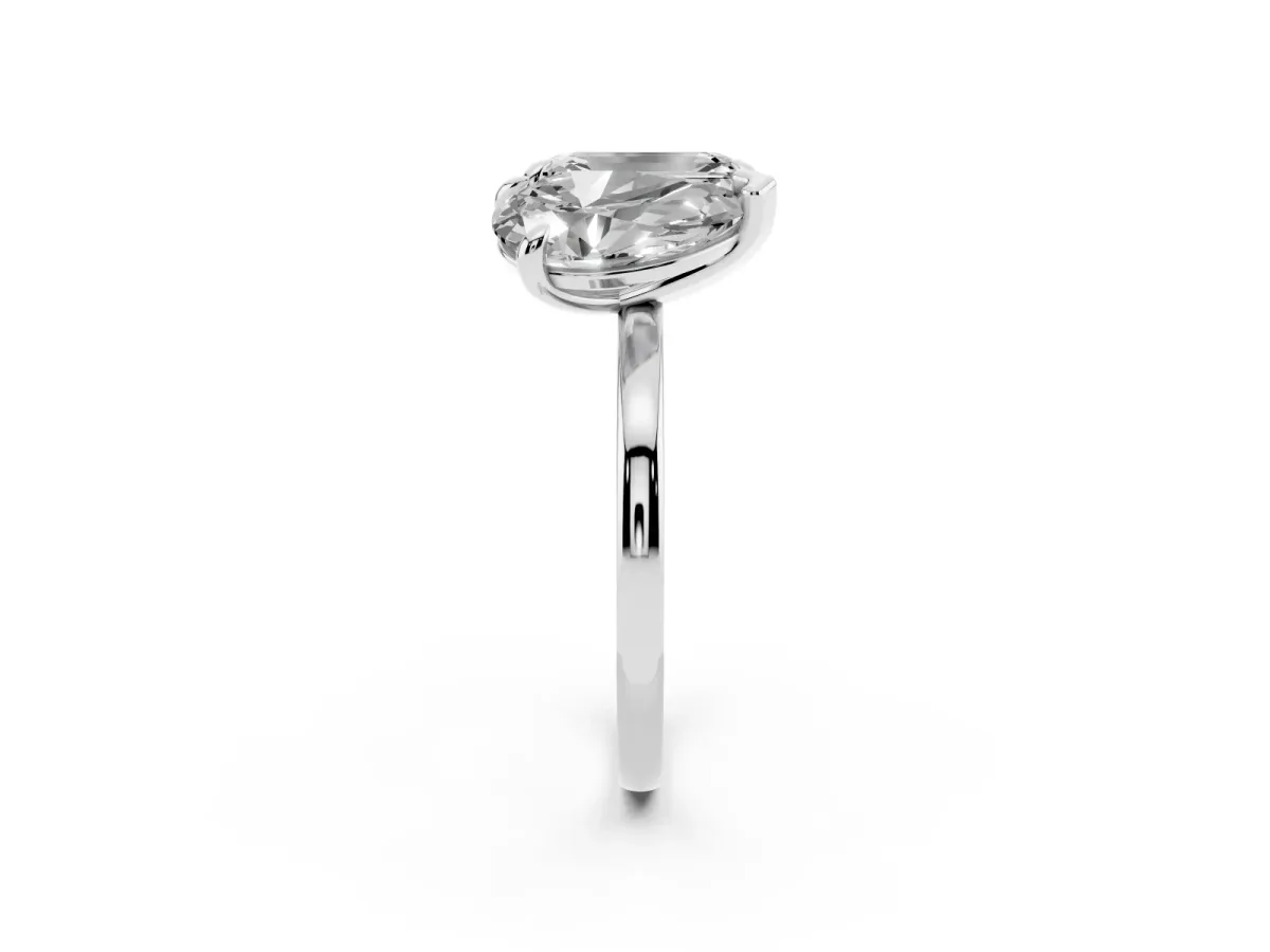 Pear and Emerald Toi Moi Ring with Prong Setting and Plain Band Platinum