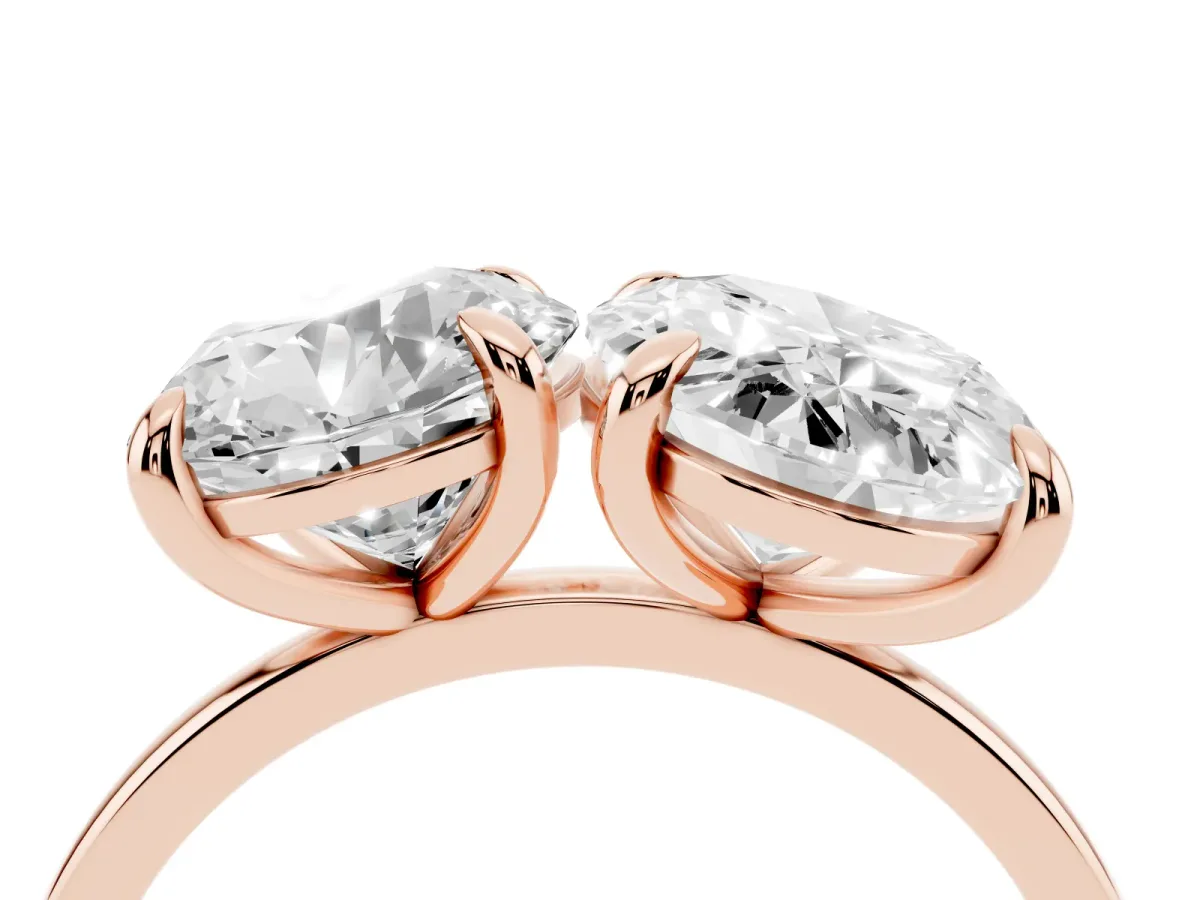 Round and Oval Toi Moi Ring with Prong Setting and Plain Band Rose gold