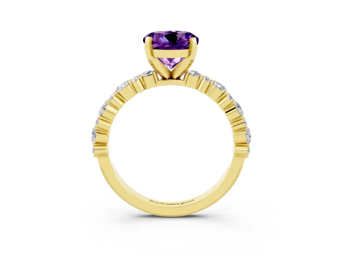 Round Cut Amethyst Side Stone Solitaire Ring with Round and Four-Prong Setting Yellow gold